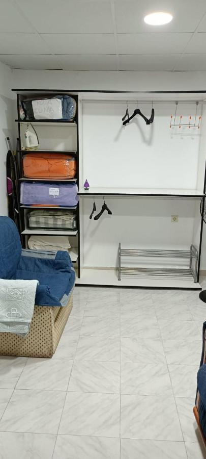 Apartamentos Caleros Caces Екстериор снимка